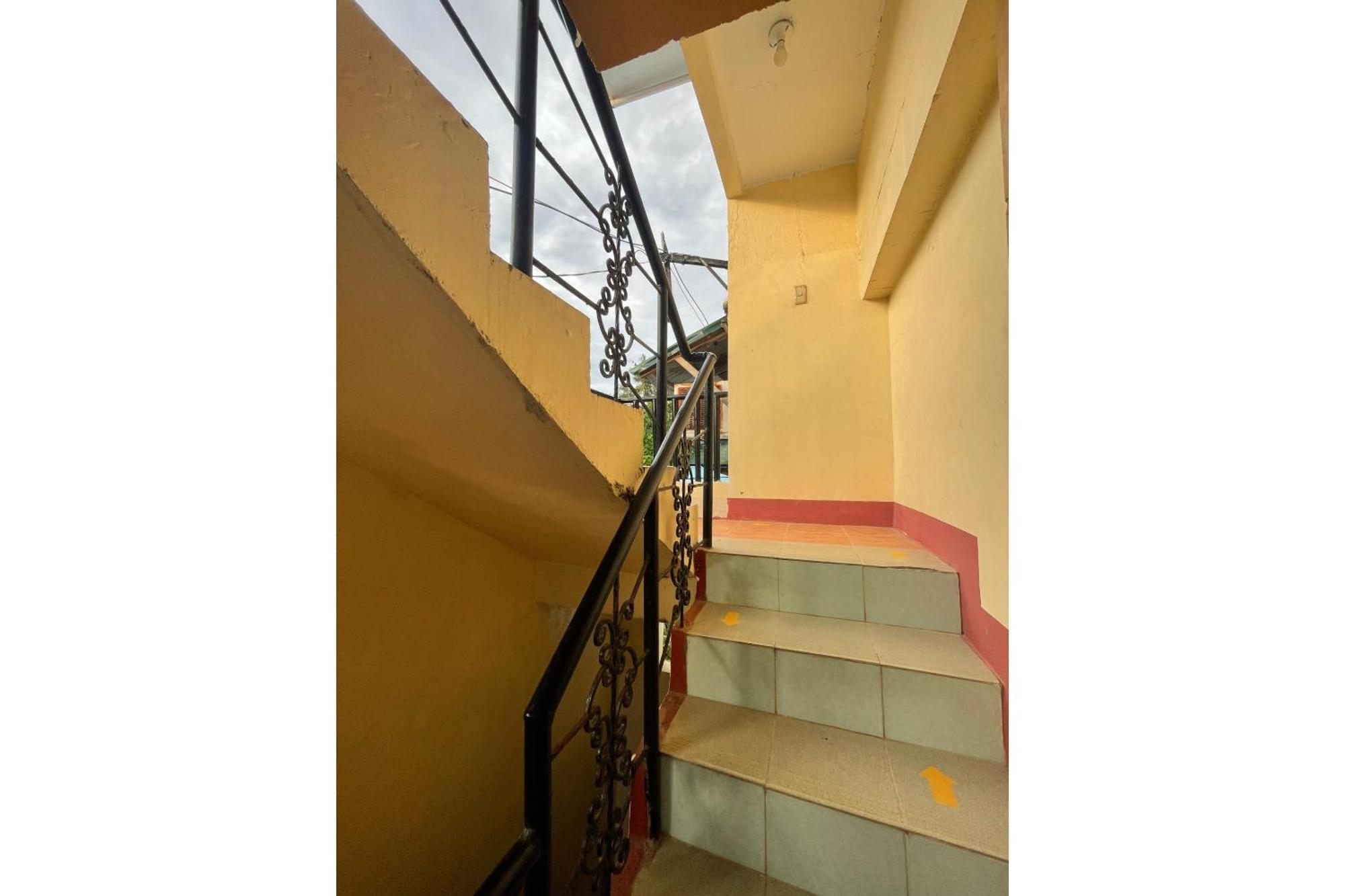 Hotel Oyo 876 Escurel Boracay